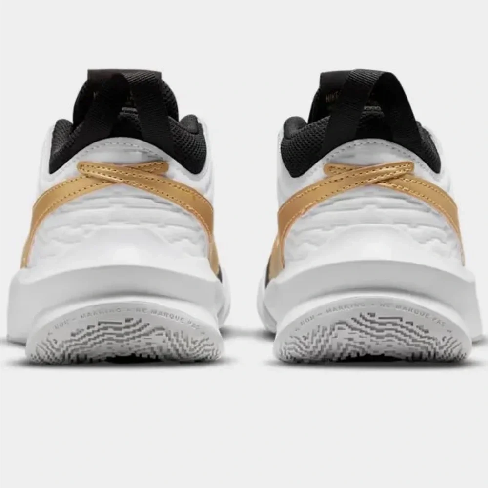 Nike Team Hustle D 10 Gs Black Metallic Gold White